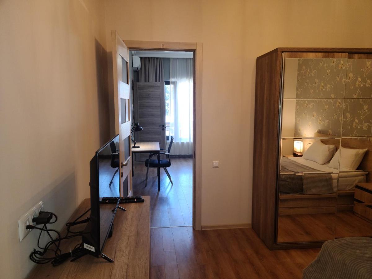 Honeymoon Apartments In Old Tbilisi Exterior foto