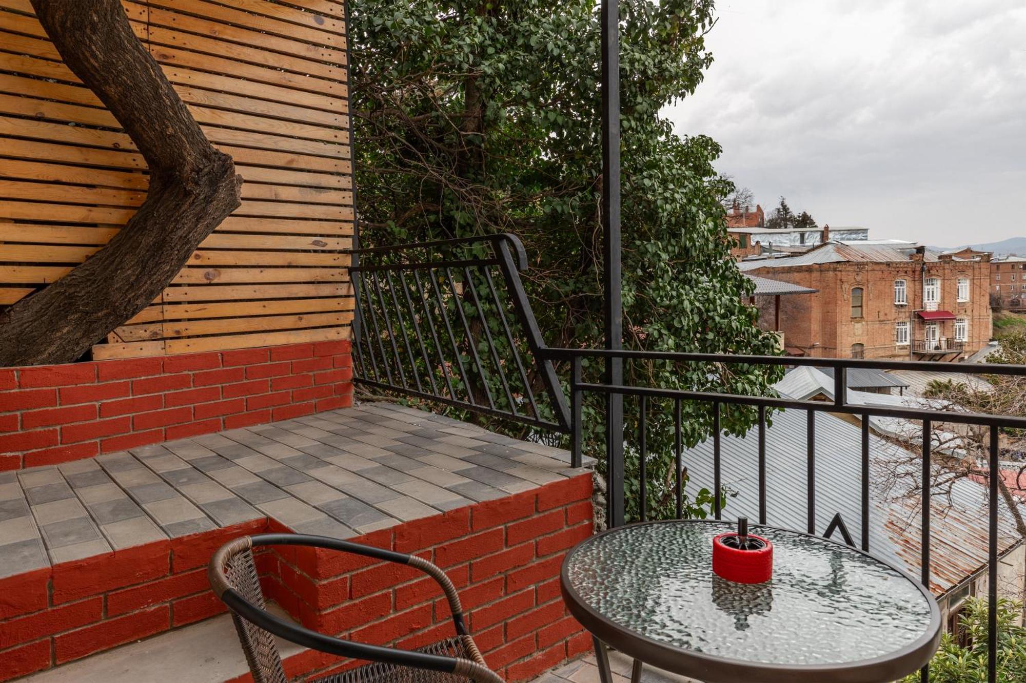 Honeymoon Apartments In Old Tbilisi Exterior foto